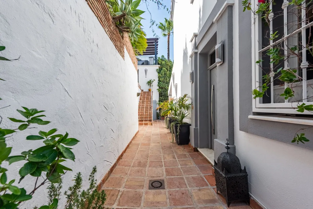 d5154c82-607b-41e4-afa2-ec8ee20de06d