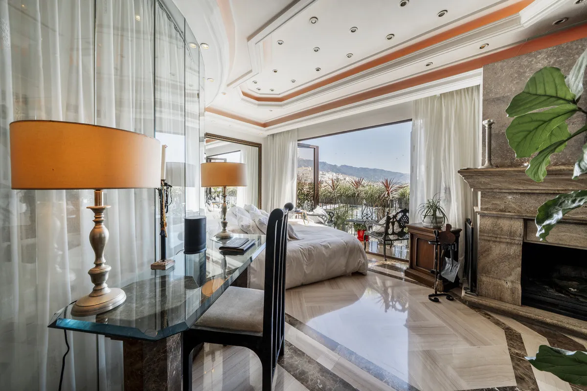 43166050-5313-4370-9c27-9185b1be9226