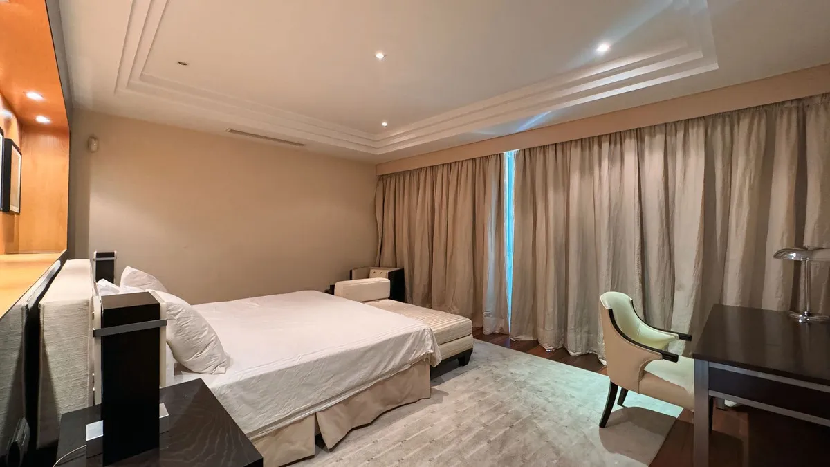 7bf7a4bc-c25b-4bb6-ac98-44dea35766bd