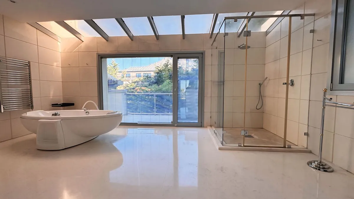 fa6fe4ab-6977-4e4b-8678-6ec385a0a07e