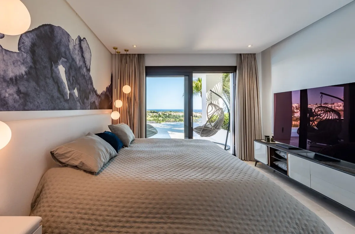 c1bb6005-711e-4e96-8e61-02250a362c7a