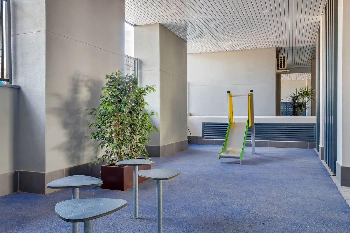 9ab173ba-a9df-4033-aa60-3596f5bbfba4