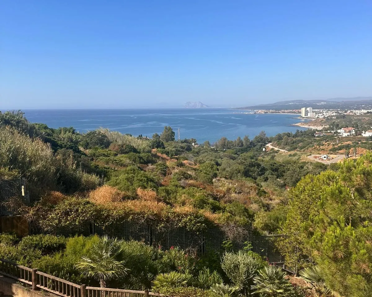 cd42dcb7-35ca-493a-87ff-1f33920bebef