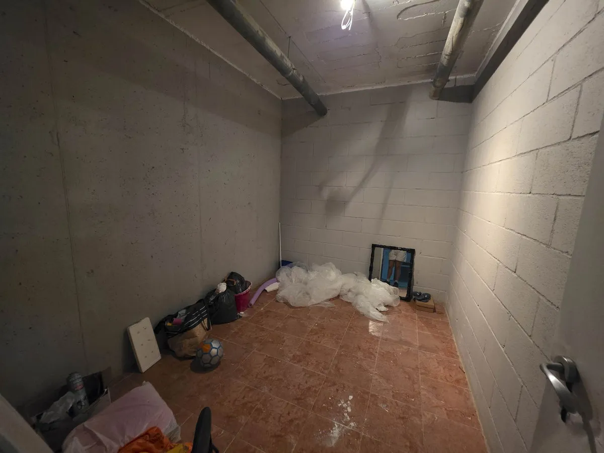 04b01194-7c14-4e3d-a672-f9678eb90c0b