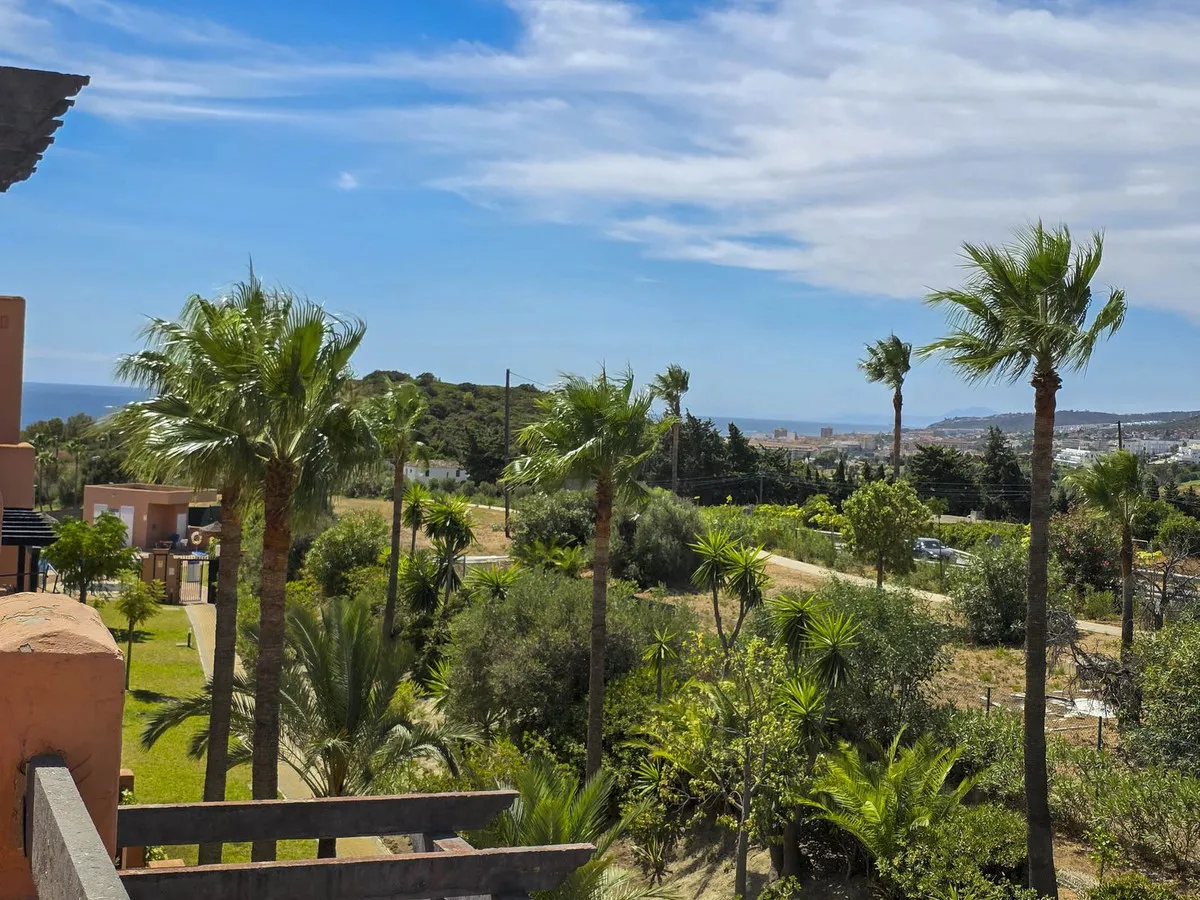 ad3101ed-df29-49eb-bbfa-c432a4f586e0