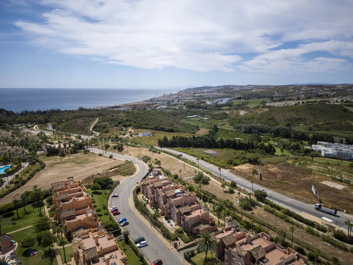 d2b328b0-46b2-4c2f-809e-b9265860e2ed