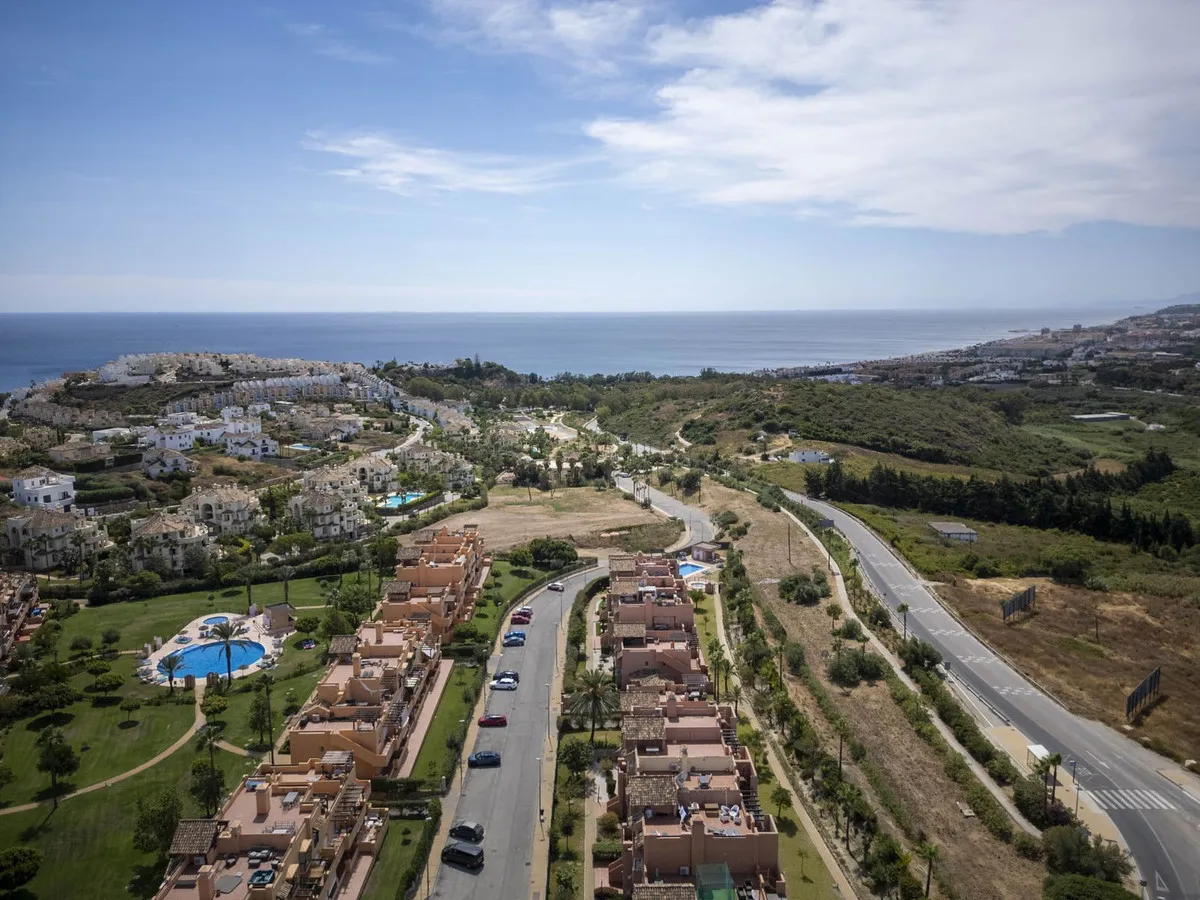 d76b7e70-9ddd-4a31-a62c-59f61e8e773a