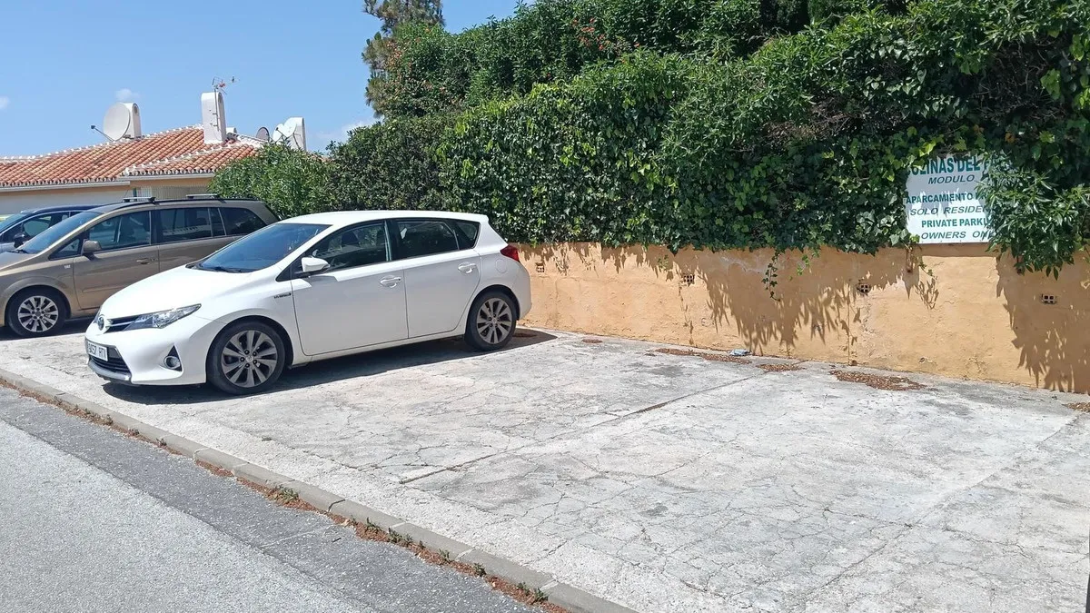 32eaf373-a53a-448b-aae5-6cb44d4955d8