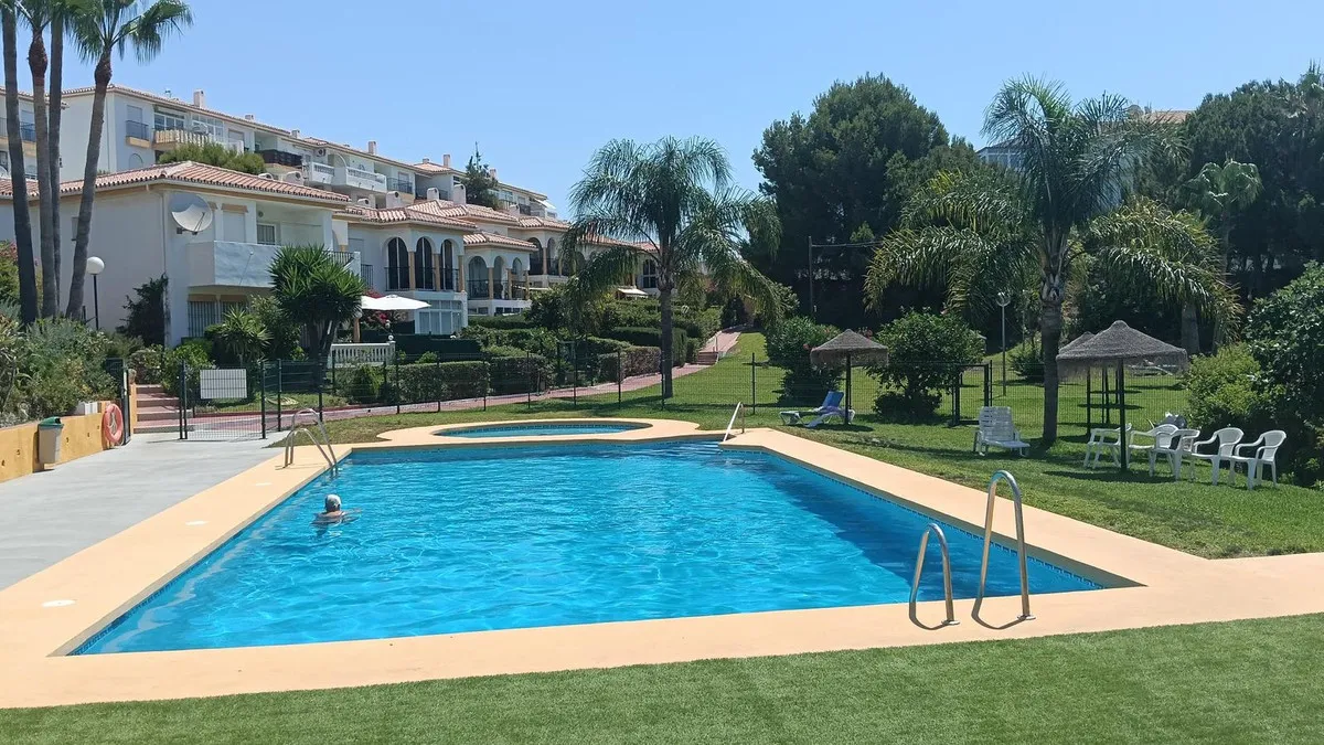 ab635d7a-be33-4265-a100-b08e77f3cc1c