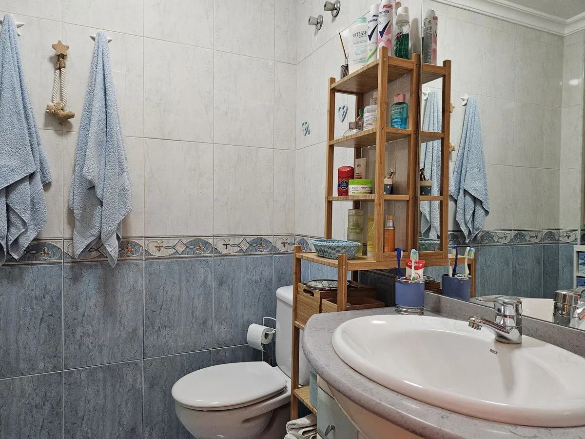 a61fbda4-18ef-40b9-bbad-b654515412ca