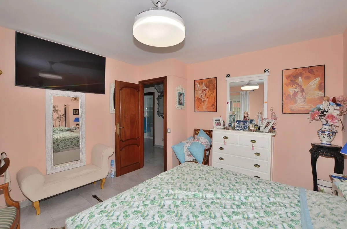 4af398aa-5ebb-4f0c-b14b-21f128073432