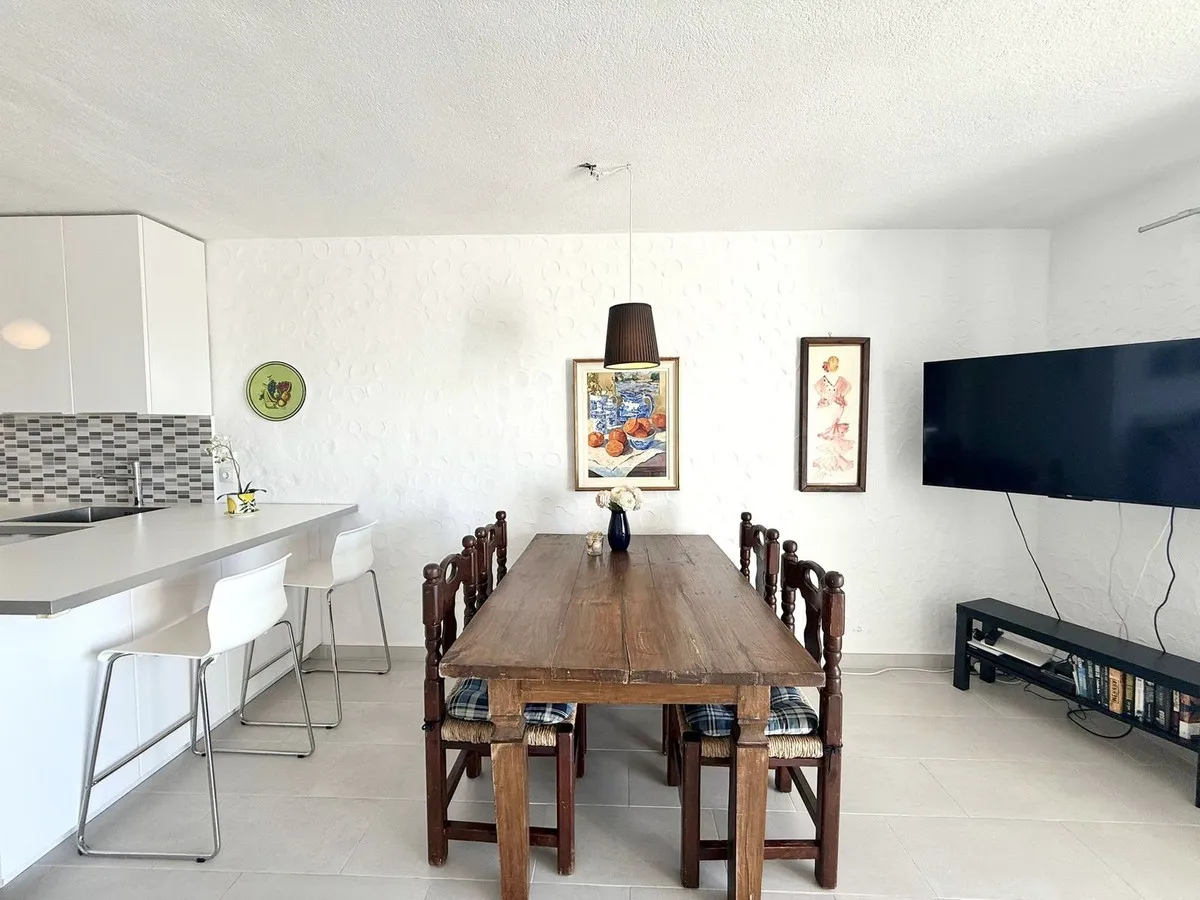 835277dc-ca43-4439-9973-d3b8517b4adb