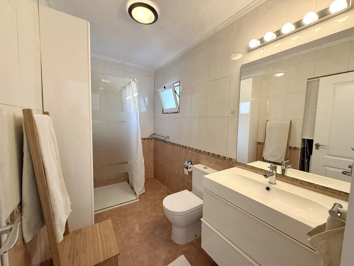 c38bb3ec-76db-4efa-9400-6450a0d425fe