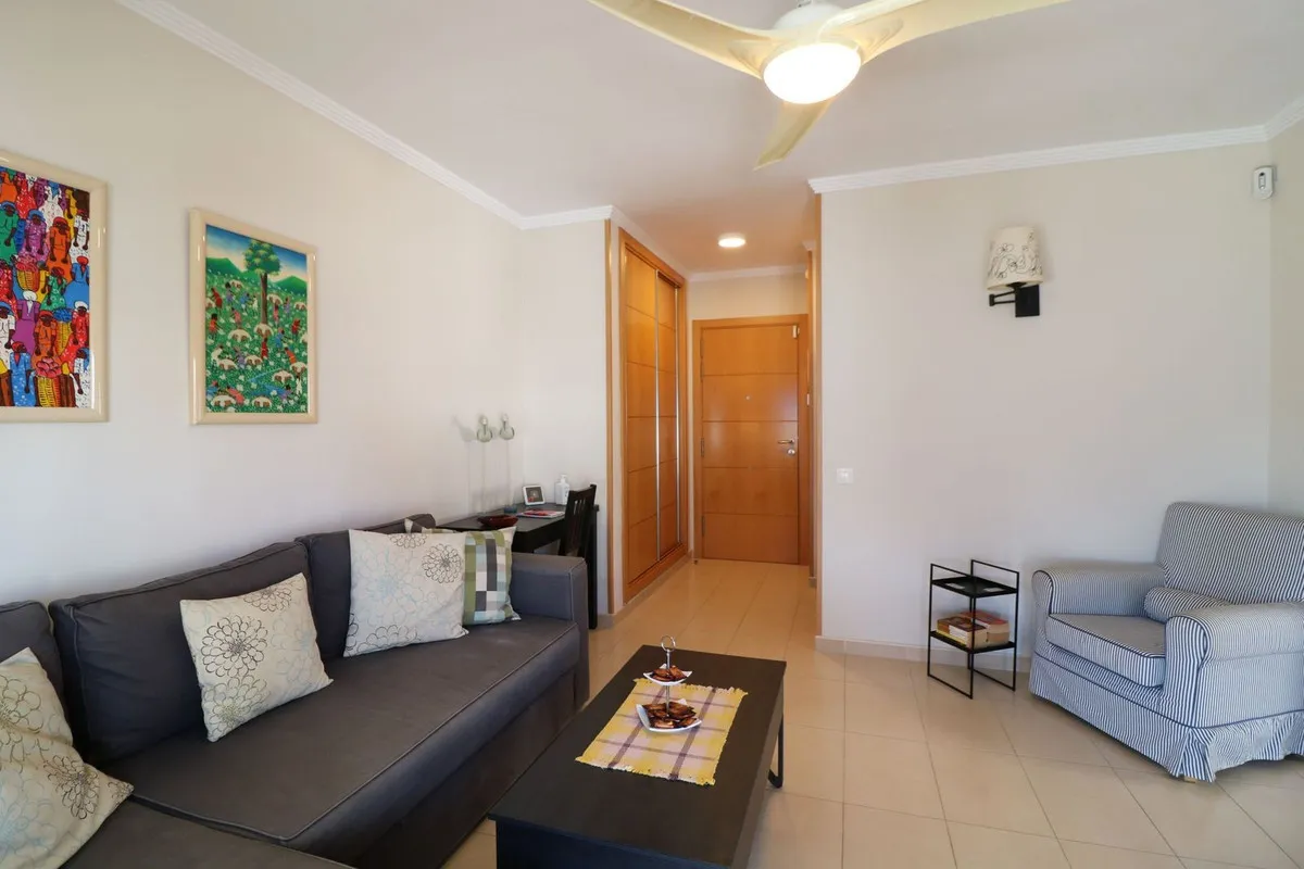 ed67b398-a524-41c6-a7d3-db8e8811c7c7