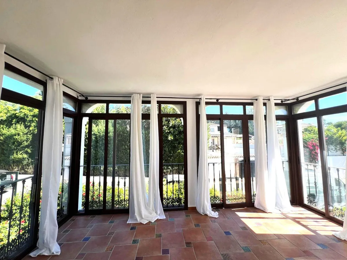 81652264-de06-46d6-8ddb-058229ec6634