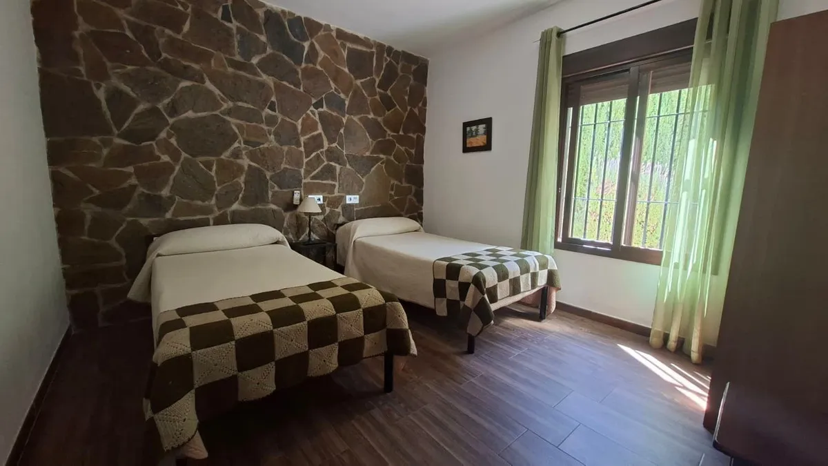 8294b723-f14b-46cb-982b-8ef78f98a265