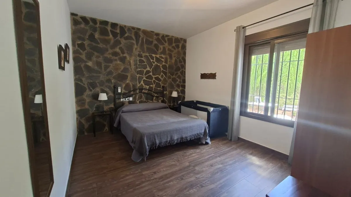 a61c2d61-3ef7-484f-91db-7007ca2704a3