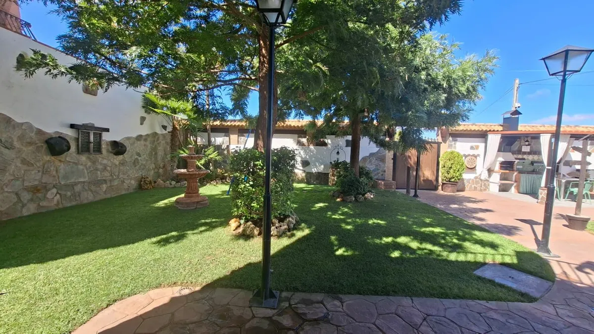 fbd79831-c6f7-4ae9-a974-6bd1433d23f7