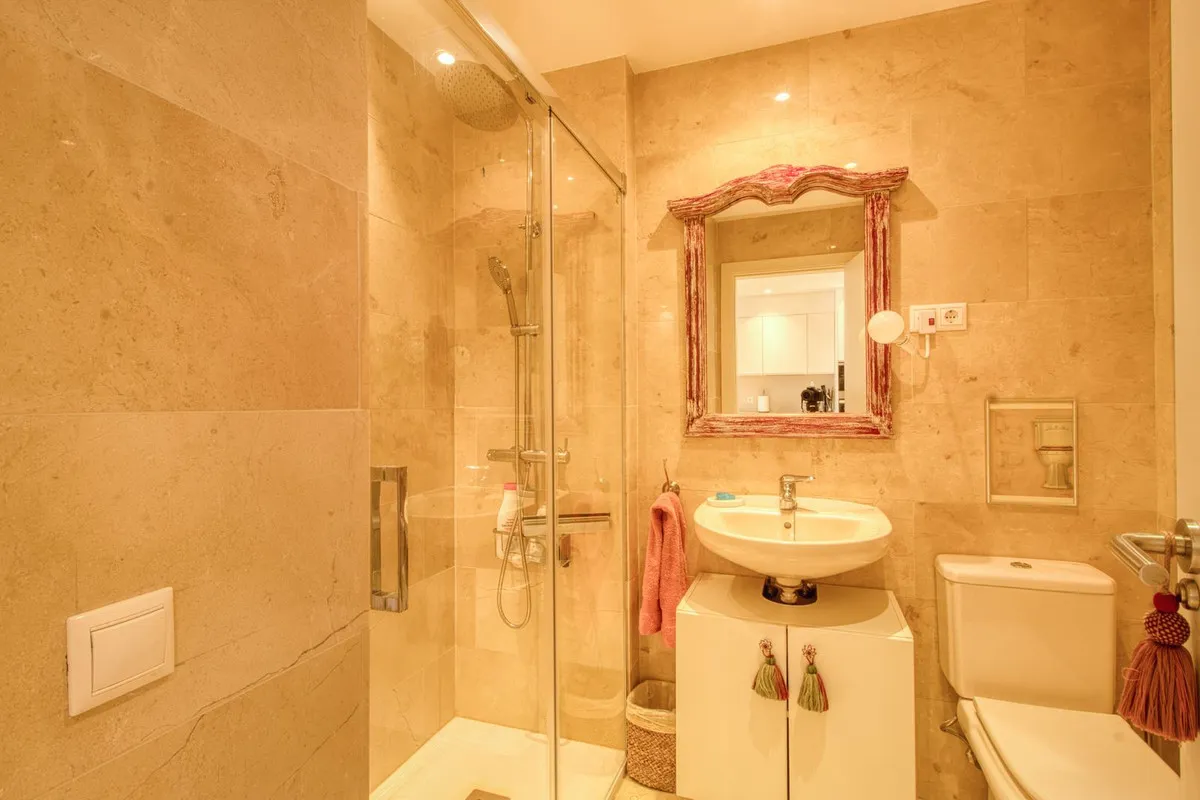 14b84154-3232-4b85-b50a-00434024f1ef