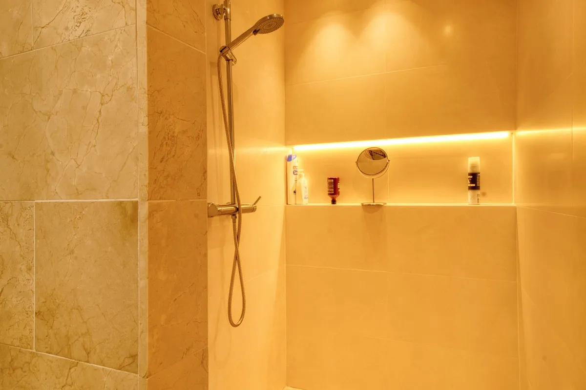 c29504b4-e702-49a1-a30c-c066a1abc445