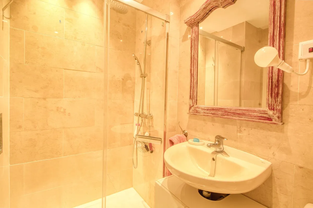 fa5111f8-ecfa-4c39-81bc-41d32ca82fb8