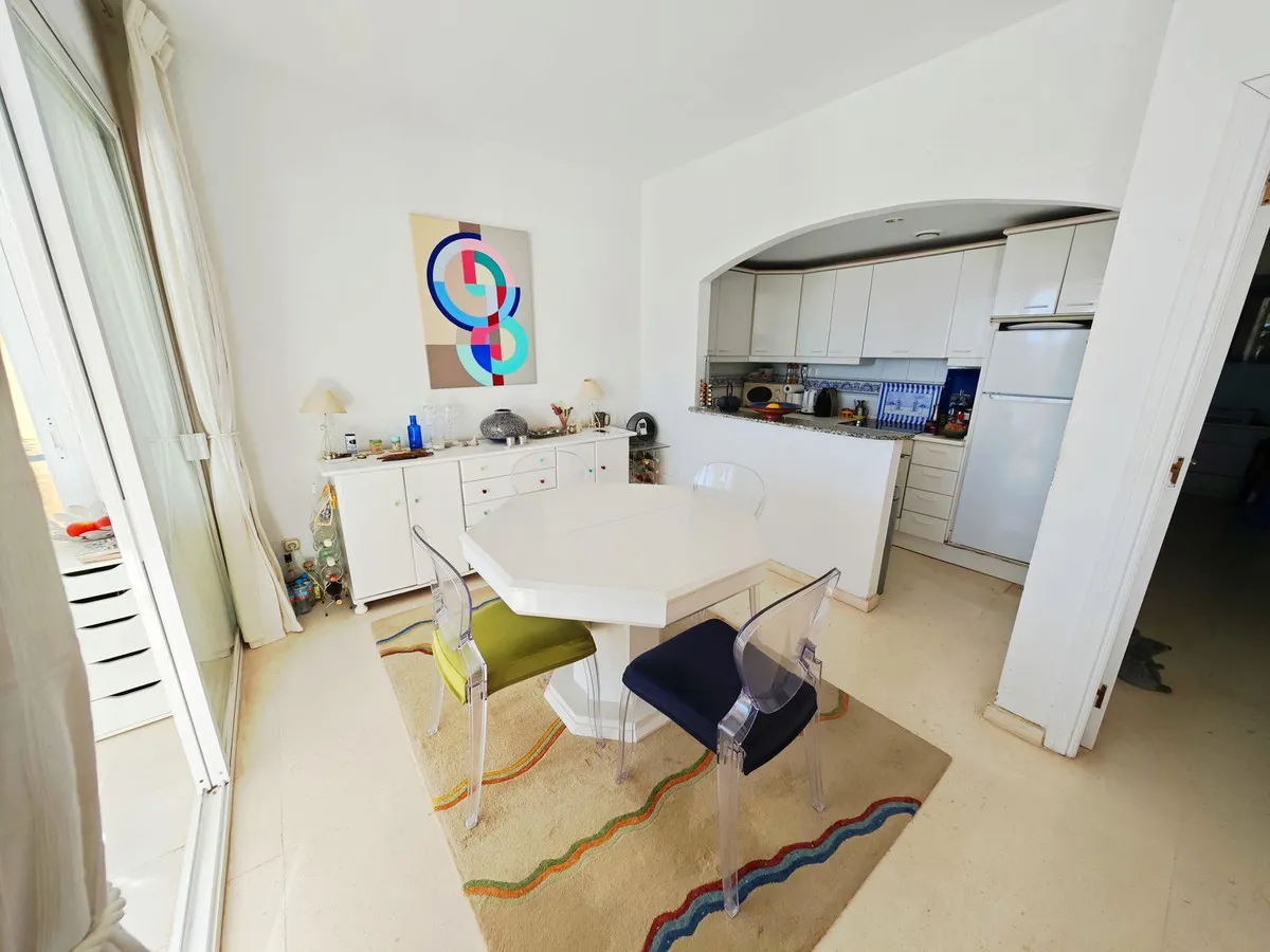 52561436-1c12-4206-bee0-435be034ee85