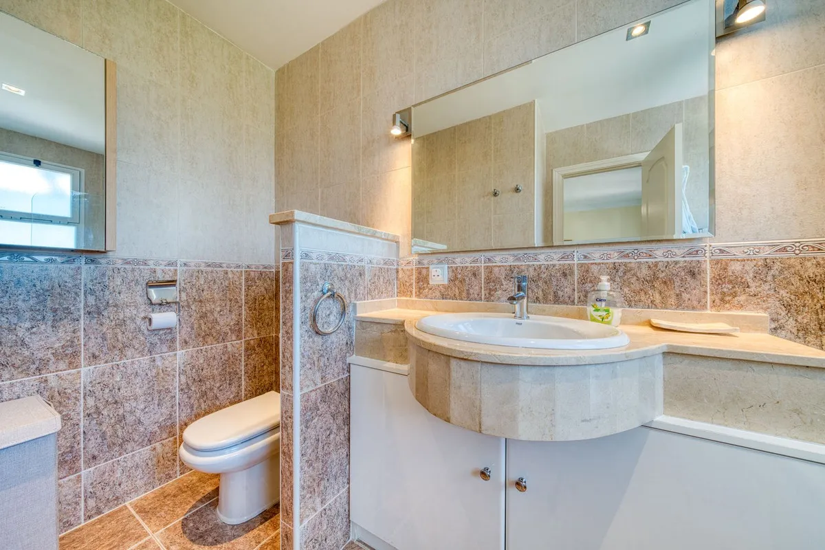 1553d7b0-7261-4669-ac9f-94598e98b085