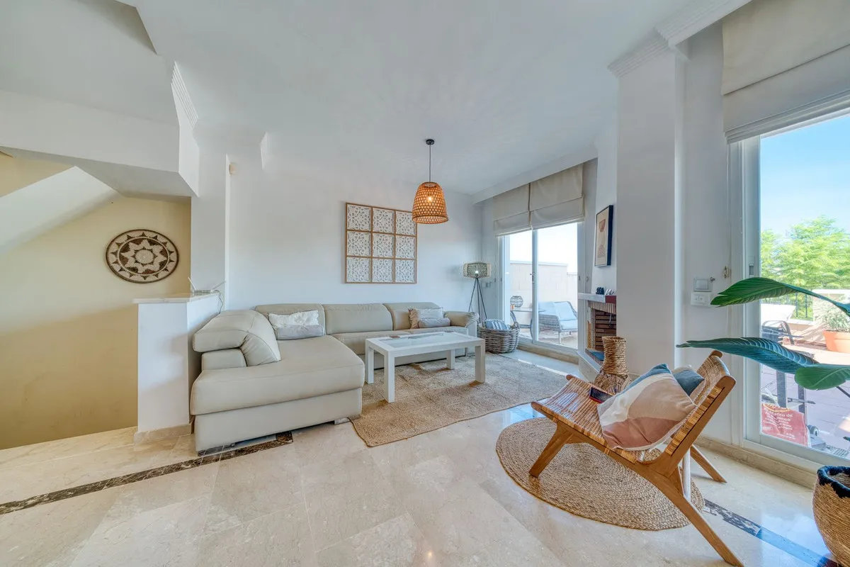 535c934c-8b15-4549-bc03-6171c1f130ff