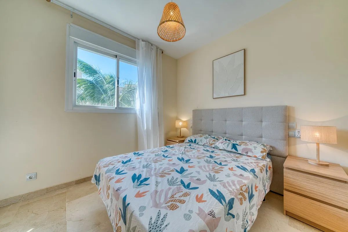 5bf5b7c3-bf5f-451e-8d97-c34489413b92