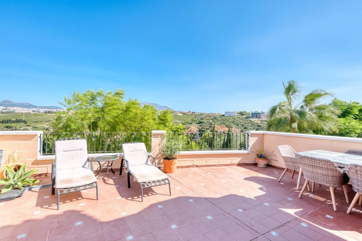 5f0819e2-4d71-4234-9d44-a5a427eba3a0