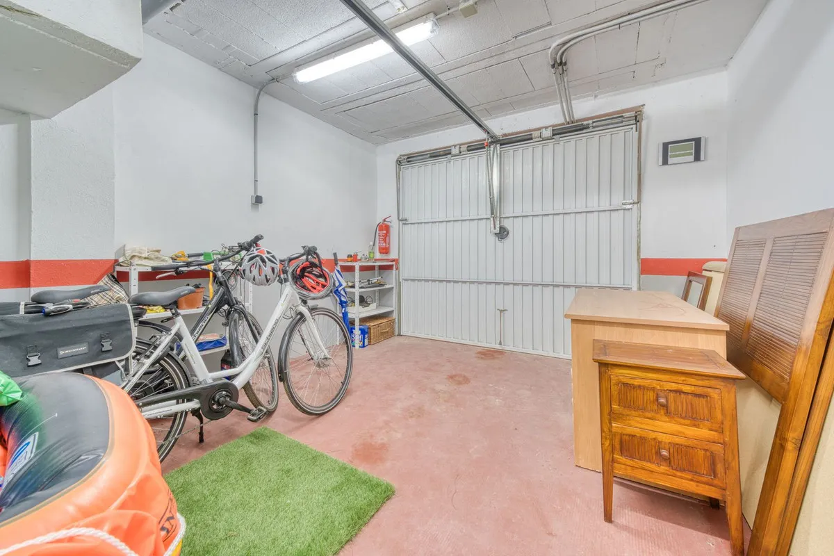 b8d7f0bd-f7de-4cb3-9b4b-90debe99e2b7