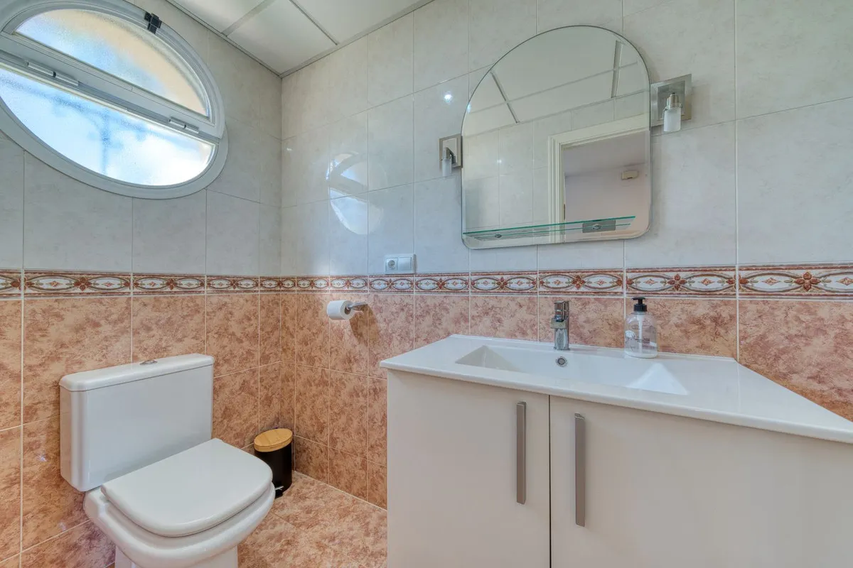 c3e92f2f-c111-4ecb-9a53-ba24b1af0b03