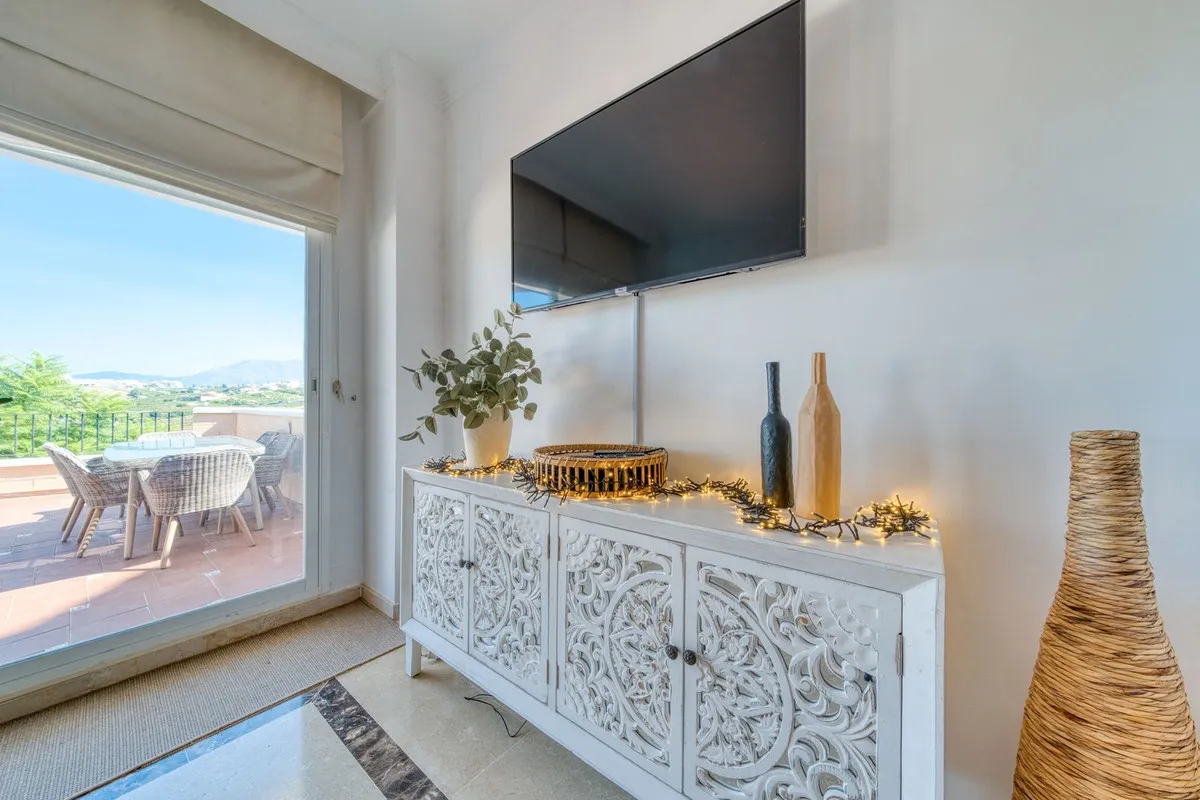 fa953cf6-e422-45dc-bc62-227376a5f6d9