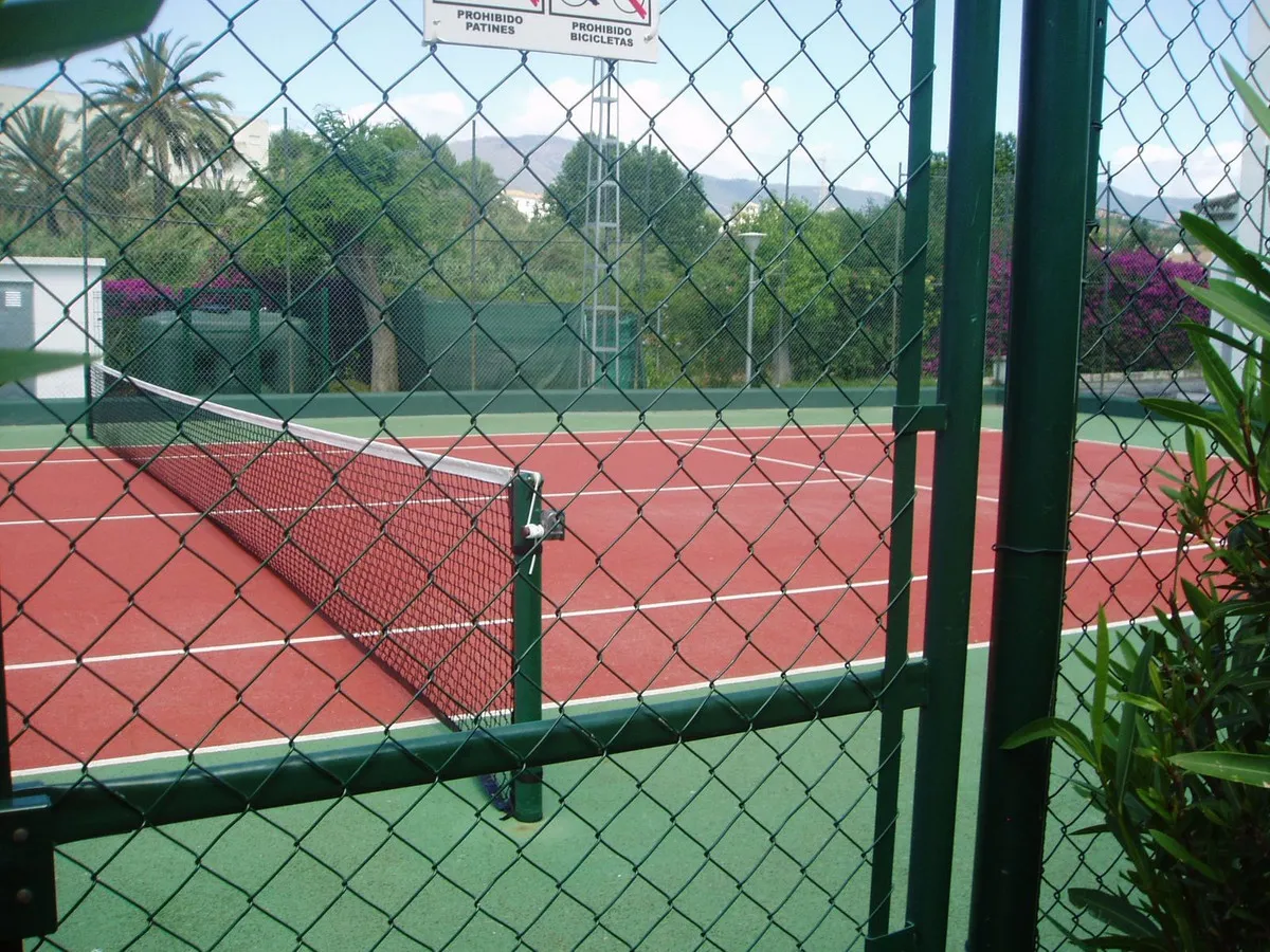 038c8ed3-d92a-4c17-8110-8cbe45625889