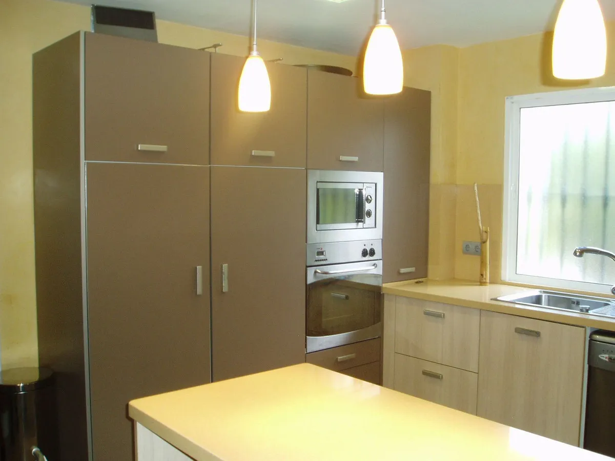 249c66b8-f9e1-4c4e-b41b-806ca876c249