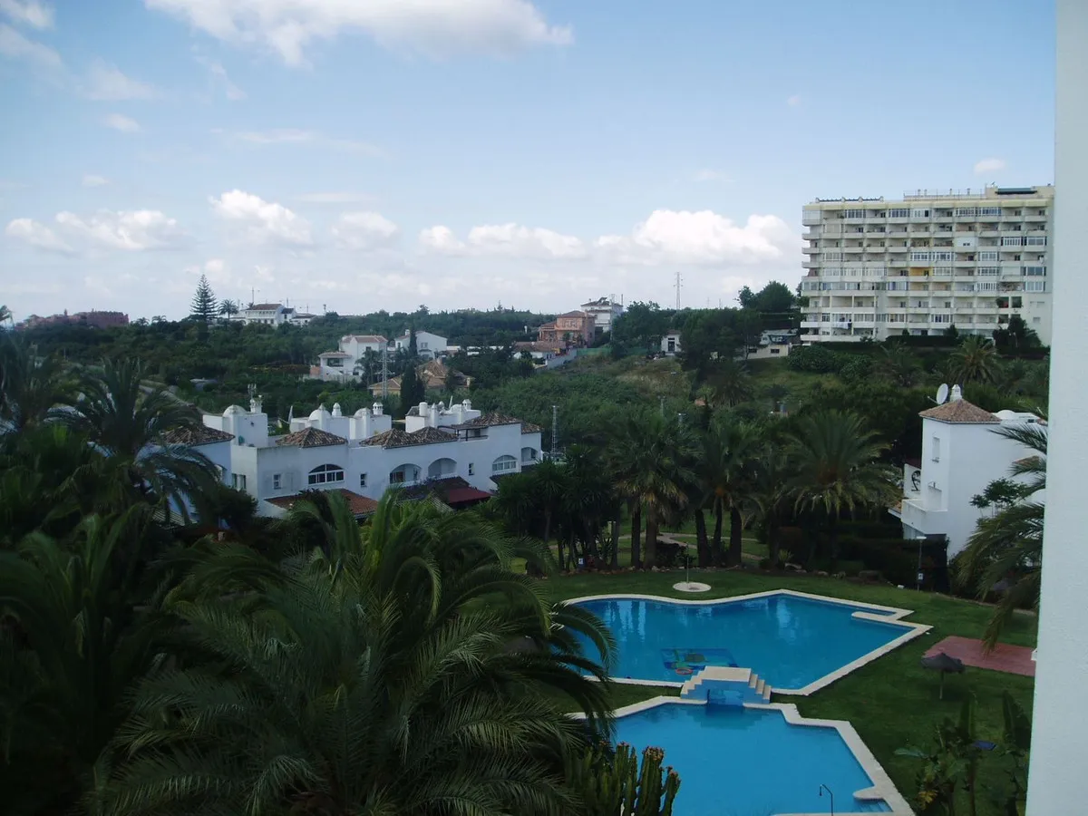 2b106915-24d4-481c-9082-fd552fcf5af1