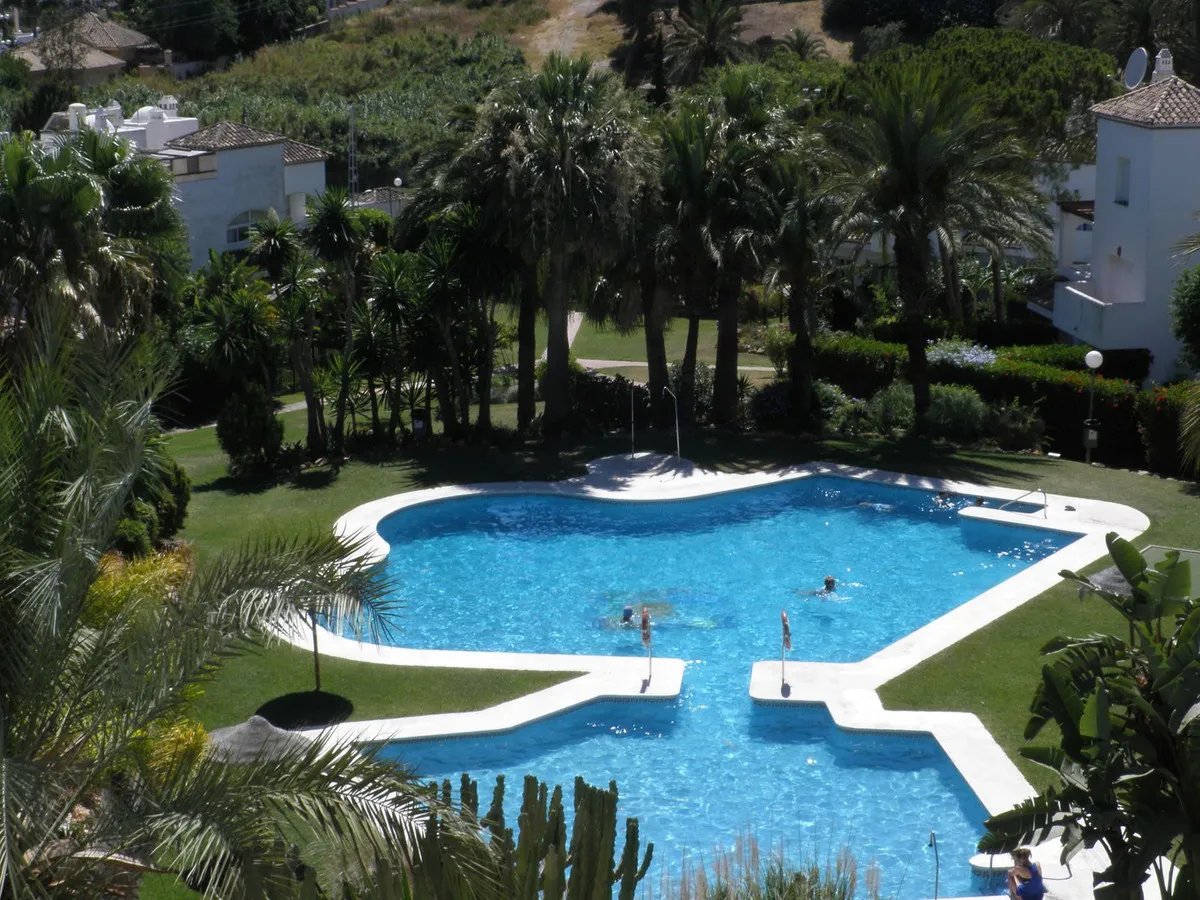 42c386a3-017b-48bd-8f02-df30358feb64