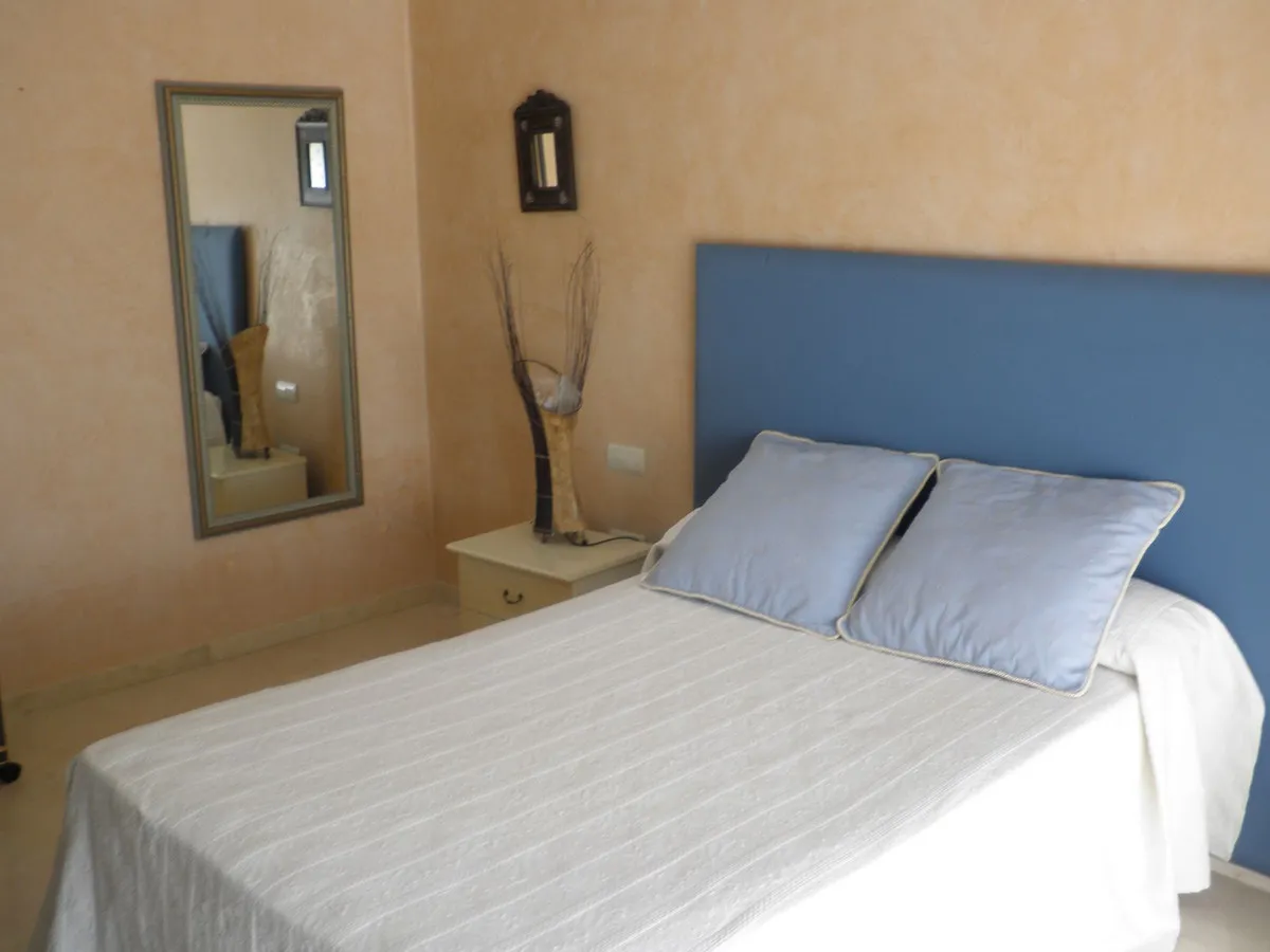 ab295e76-dcb9-46d0-adda-bb3cc3c9f69b