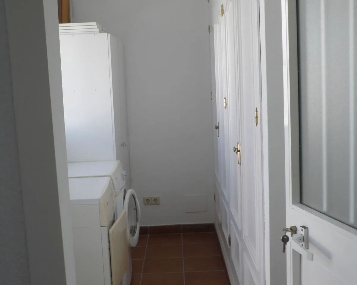 dad2c414-d101-40c9-ab32-2c386a86e026