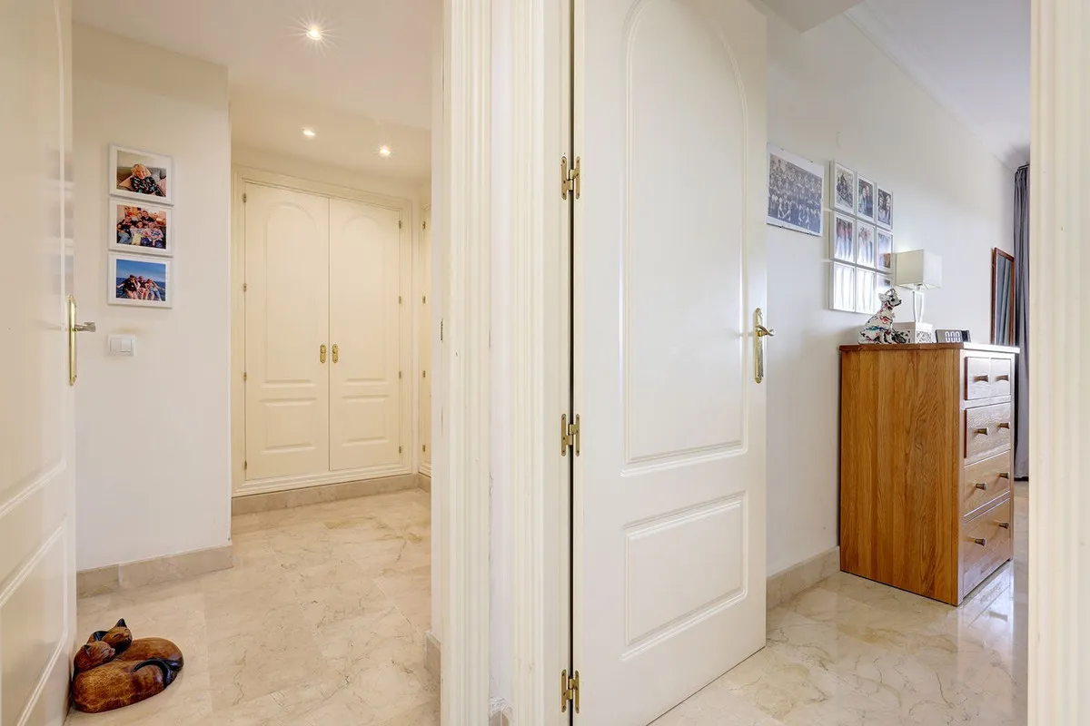 ce69bcb0-47e7-46cb-b285-704092138906