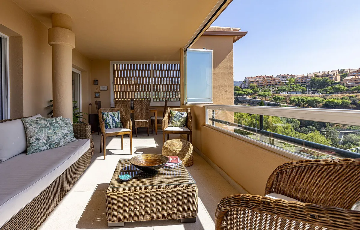 e1251eb1-5a78-46d5-9653-a639ad5f741d