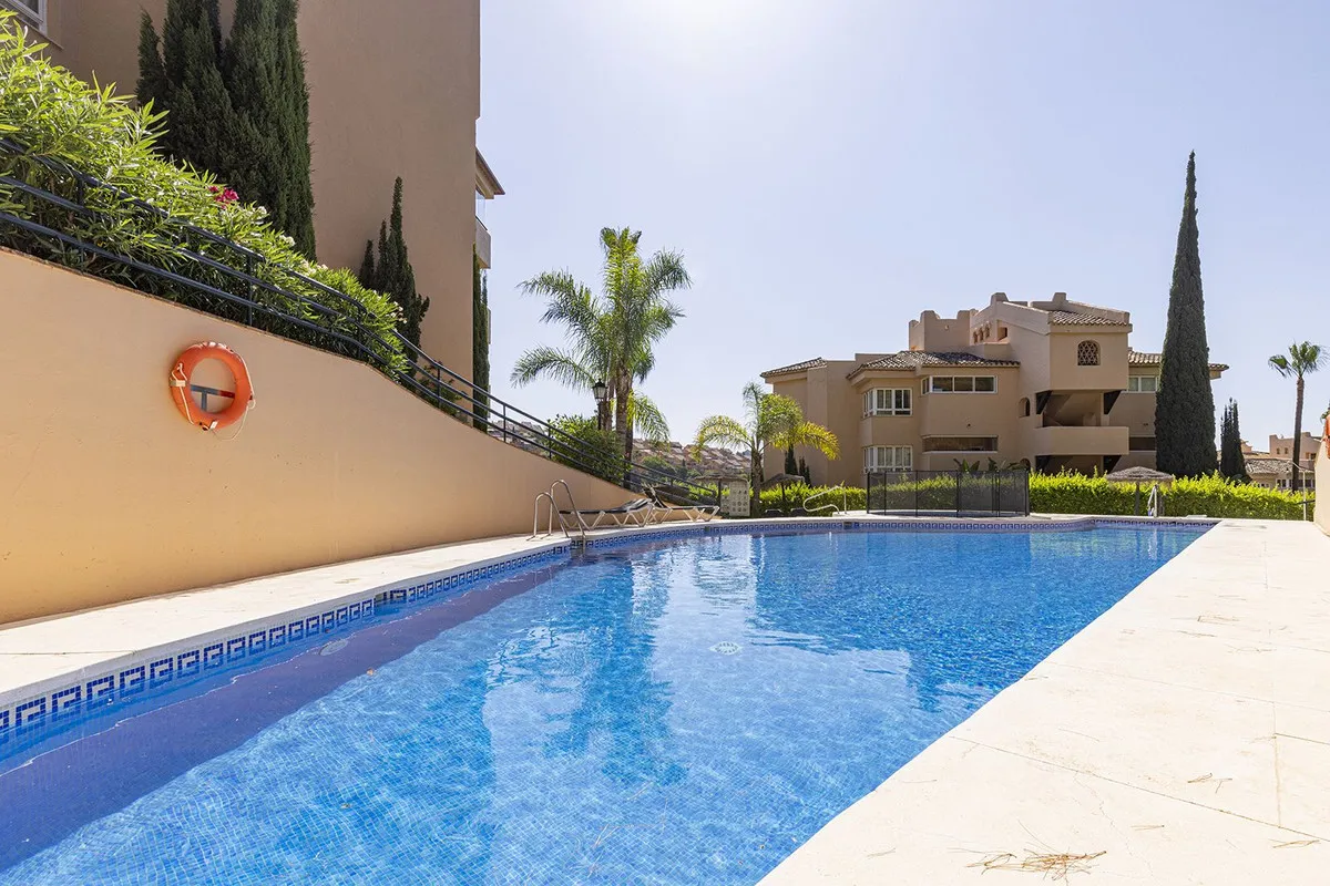 f570bfb9-e91c-46ce-8db3-8df48130f592