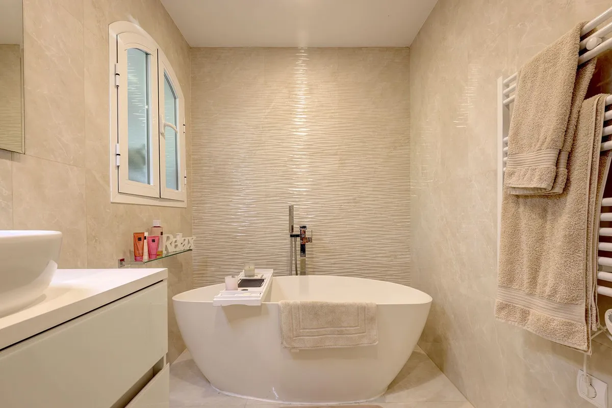 fdcd454e-05d0-459f-ae37-a7384f6cbcd9