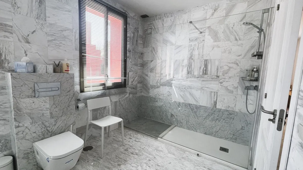 1b19be58-8a6e-4a85-8ac0-63294ffd582b