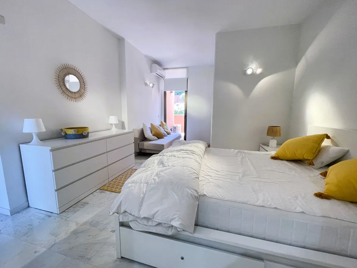 23772683-d0ea-4b74-9034-95ed4adff6a1