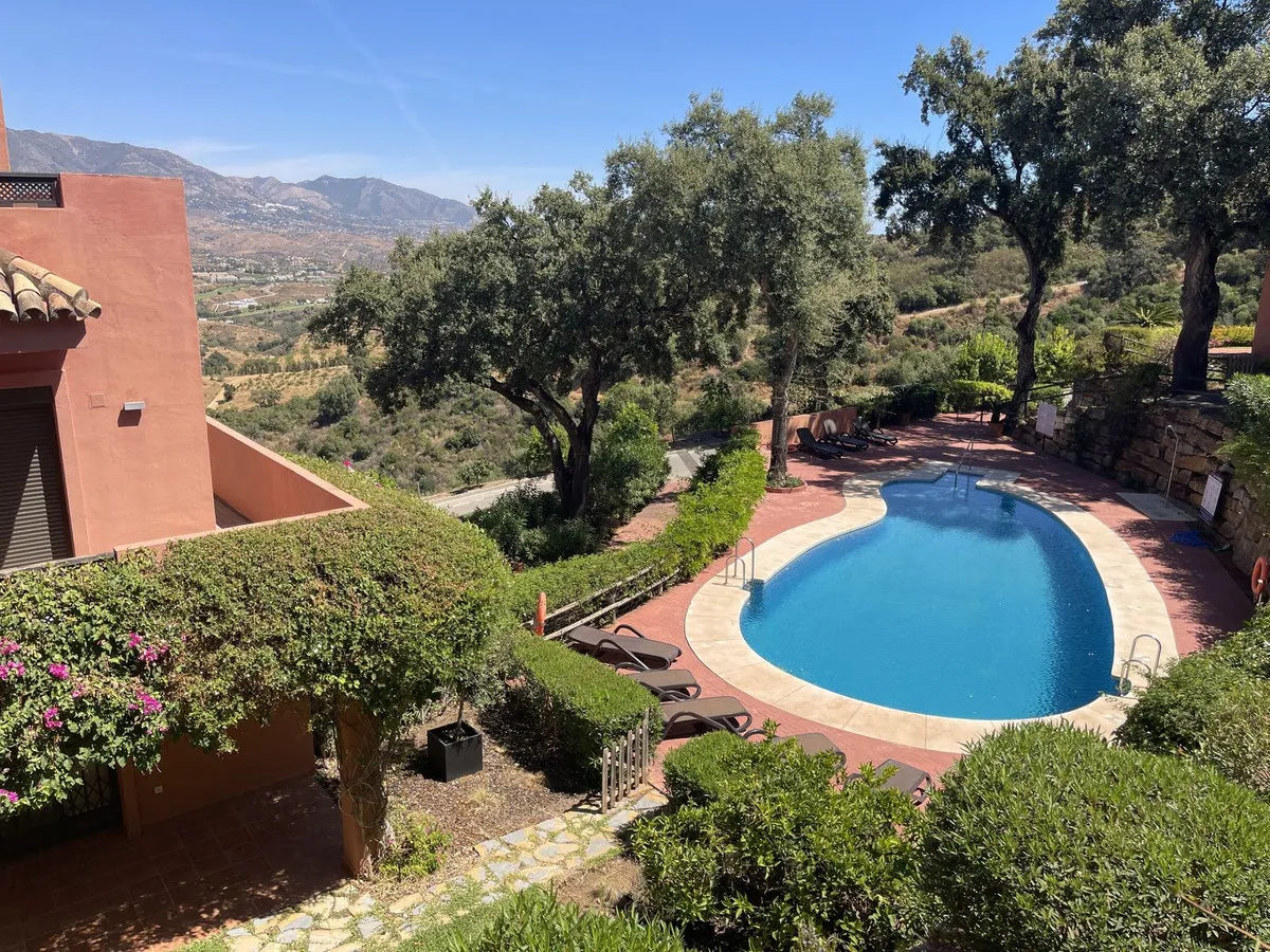 7545bcf1-e5a9-4153-b2a6-1cd0463b5cbc