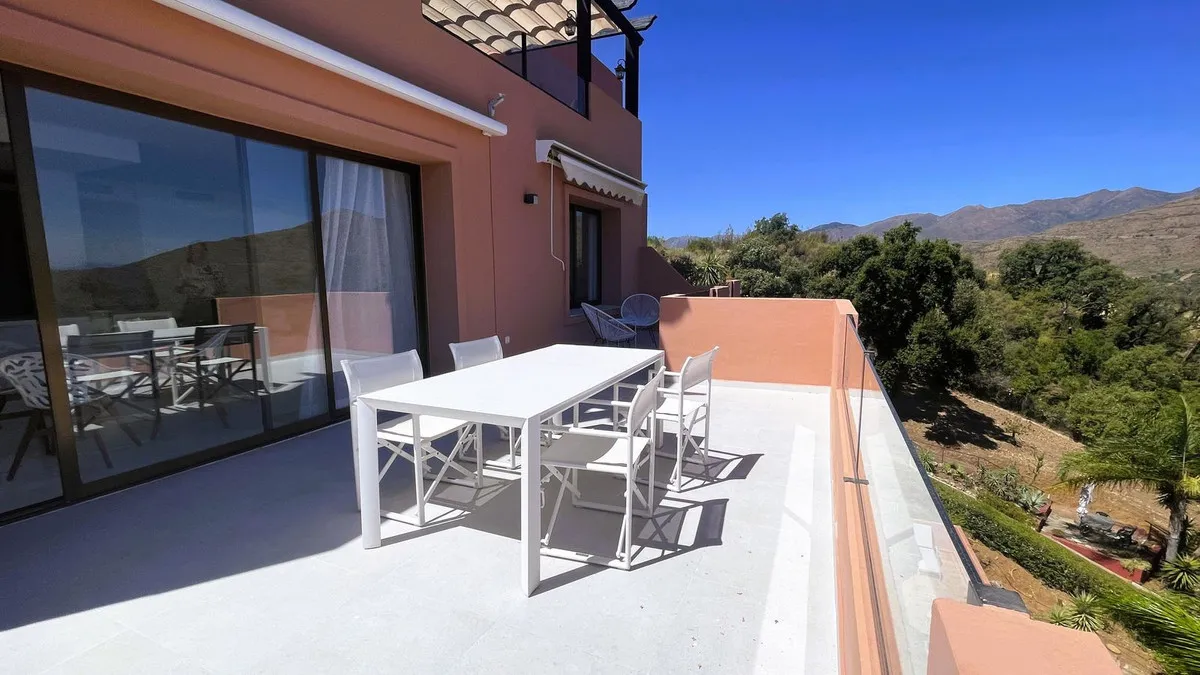 dff913a5-873a-4f5f-86b4-4c78edffd9b8