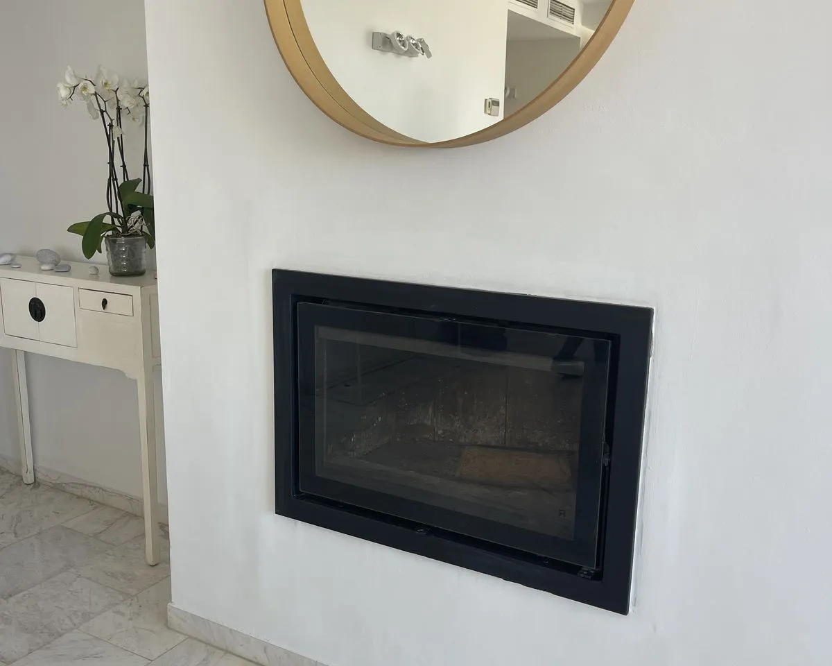 f2e67fce-ec44-4abb-bf46-597257256c21