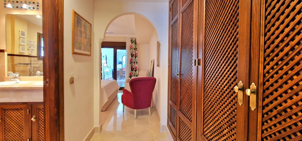 7d575b4f-4034-4b8f-8ff9-da077001efcd