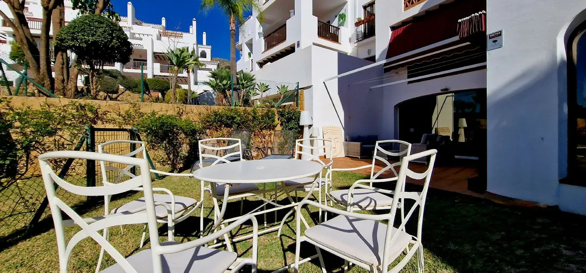 f452a237-f1db-48e9-8f2e-5c85501bfe19